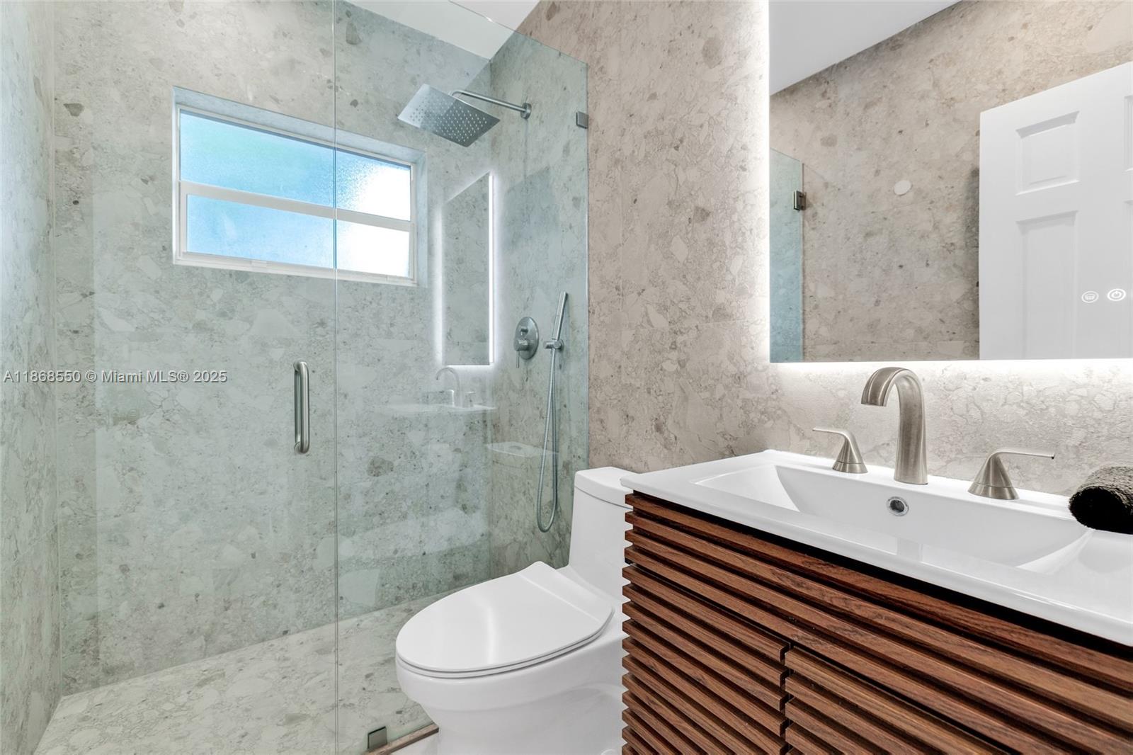 HOLLEMAN PARK - Residential Lease