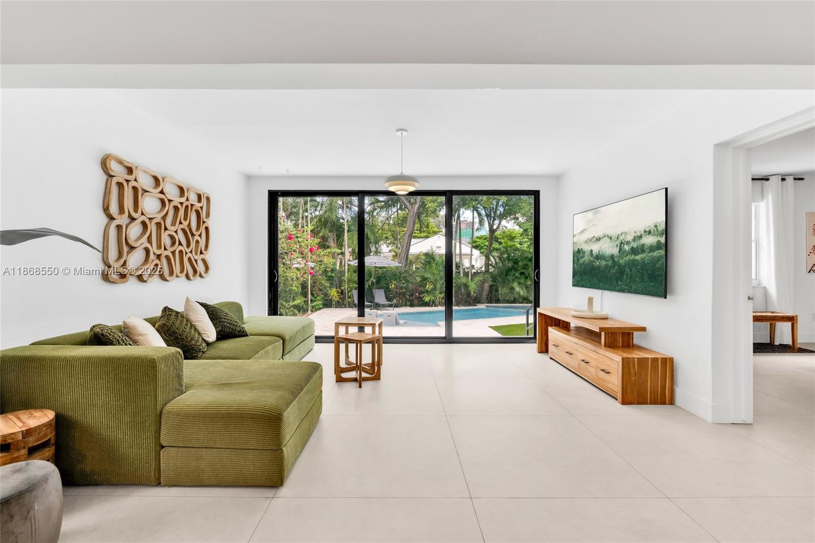 141 SW 23rd Rd