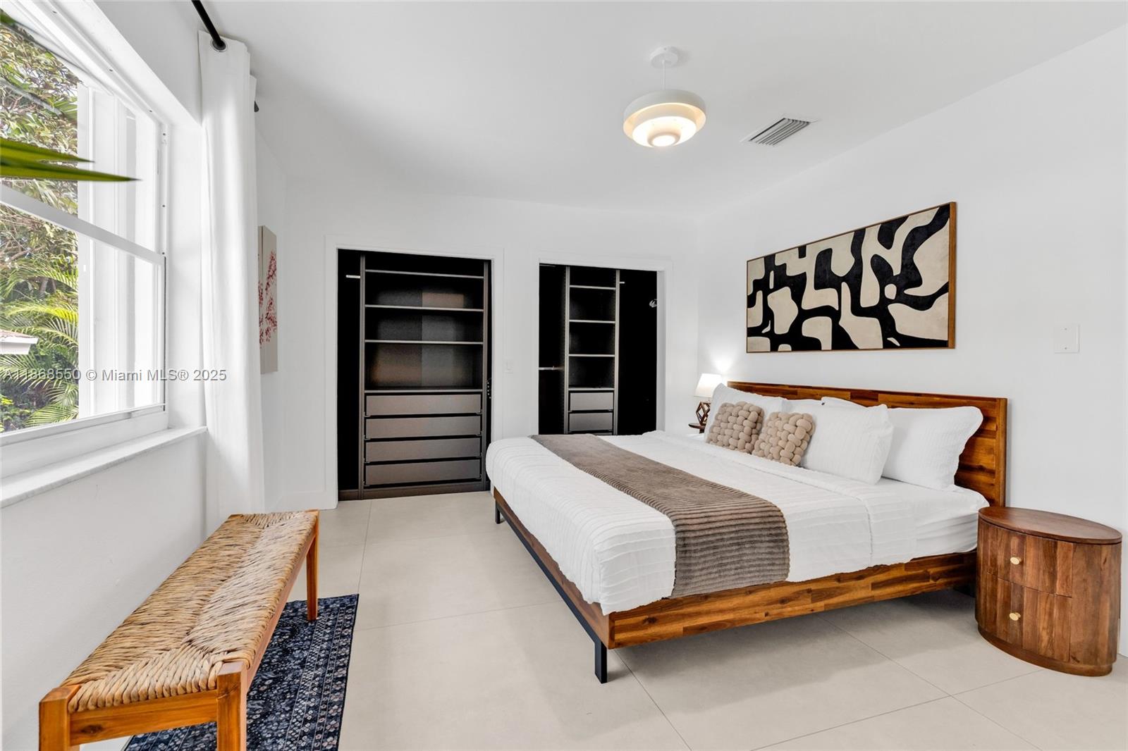 HOLLEMAN PARK - Residential Lease