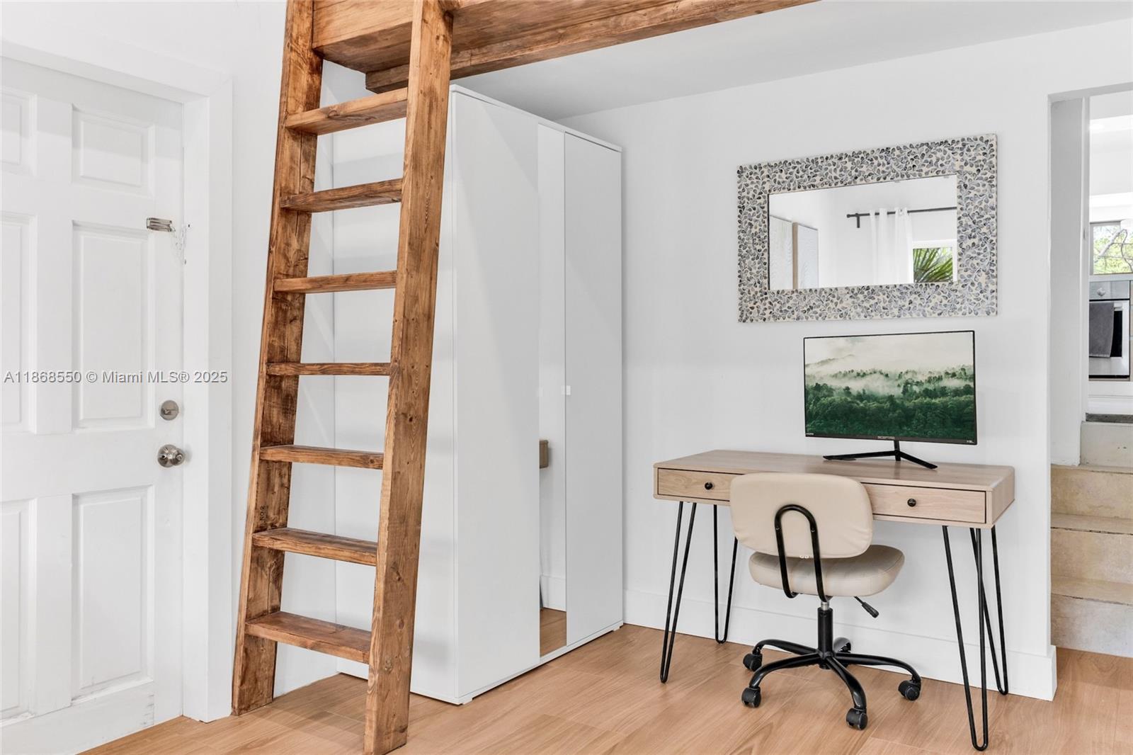 HOLLEMAN PARK - Residential Lease