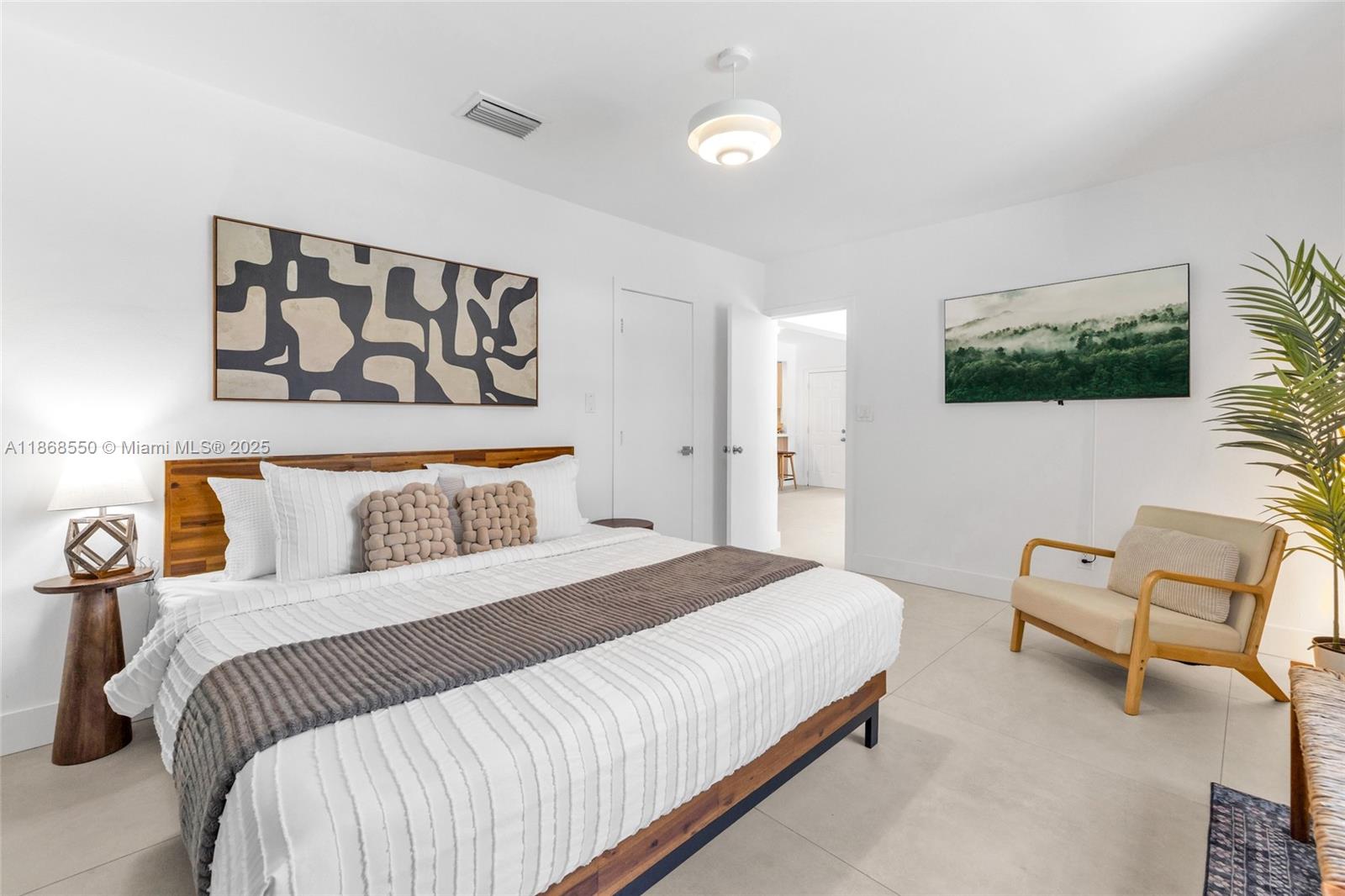 HOLLEMAN PARK - Residential Lease