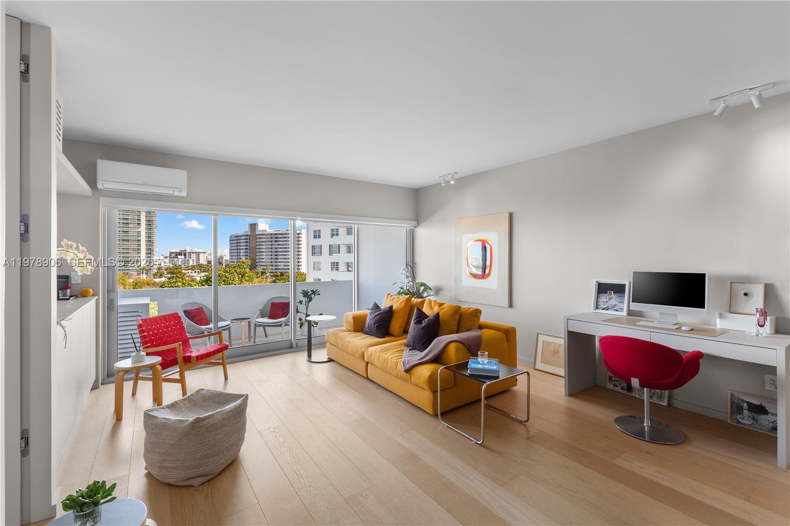 3 Island Ave 08L, Miami Beach, FL, 33139/$689,000 2 3 Island Ave 08L