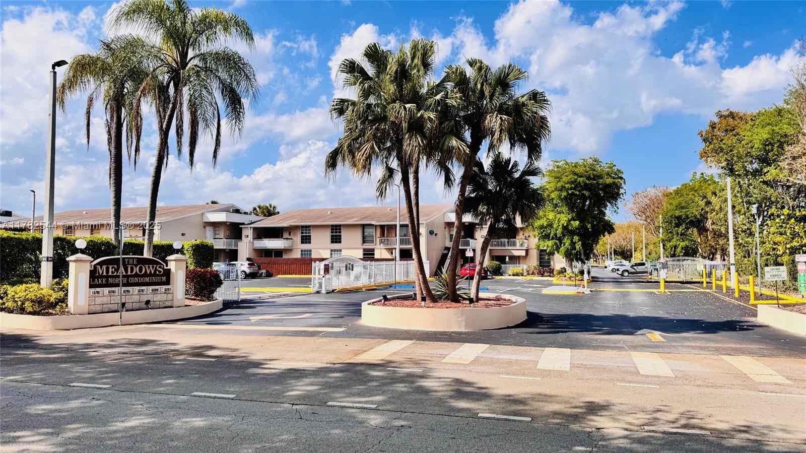Rental Property at 13783 Sw 66th St 212A, Miami, Broward County, Florida - Bedrooms: 1 
Bathrooms: 1  - $1,850 MO.