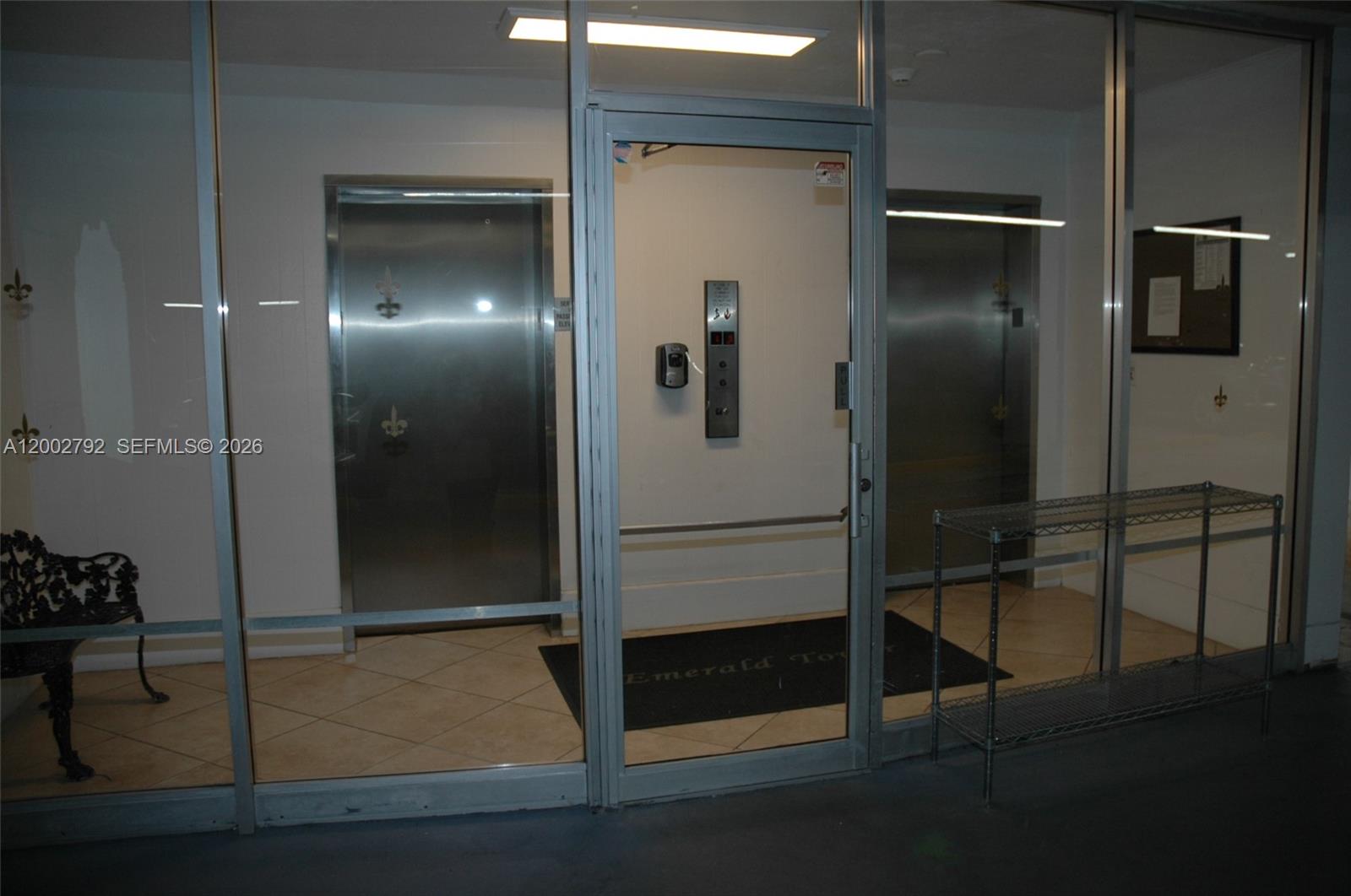 EMERALD TOWER CONDO - Residential