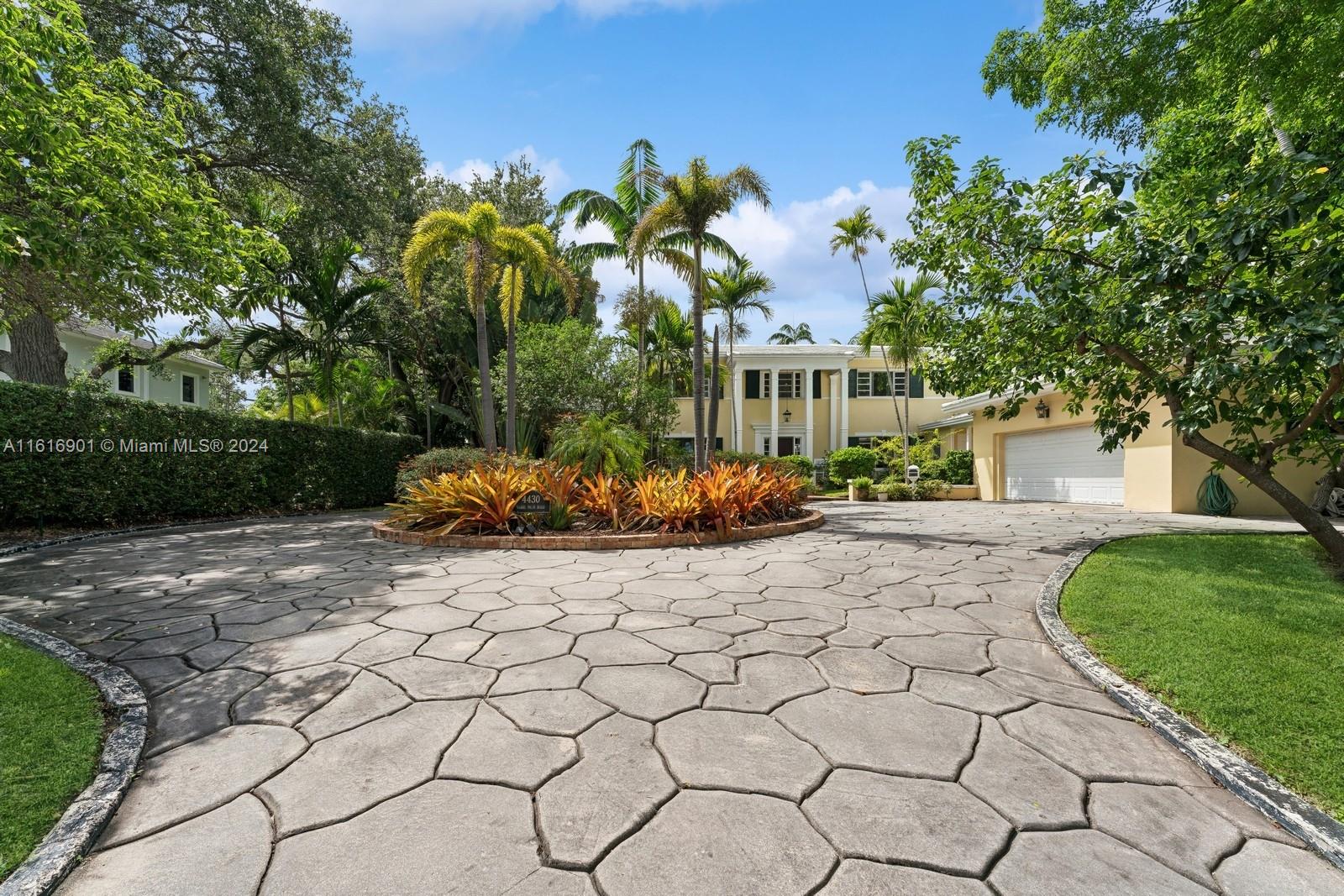 BAY POINT - Residential