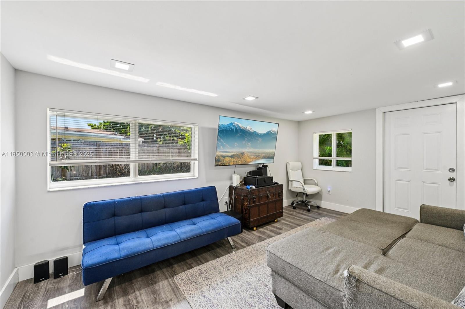 COLLIER MANOR 2ND ADD - Residential