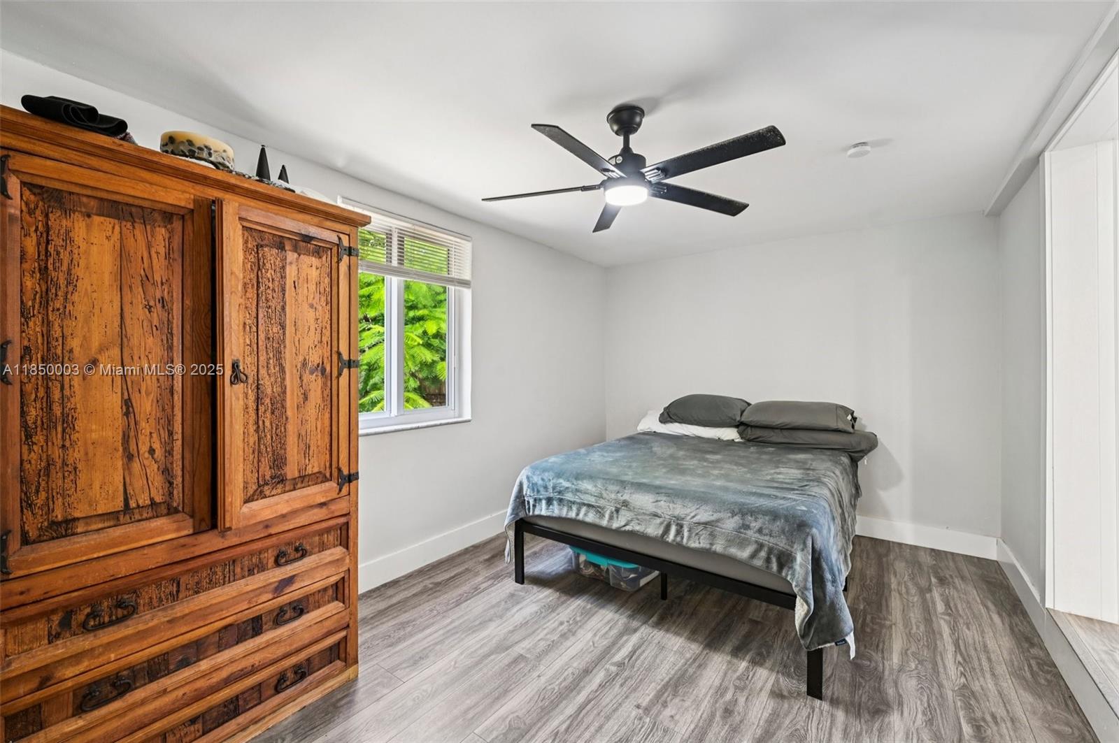 COLLIER MANOR 2ND ADD - Residential