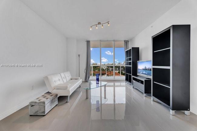 SOLIMAR CONDO - Residential Lease