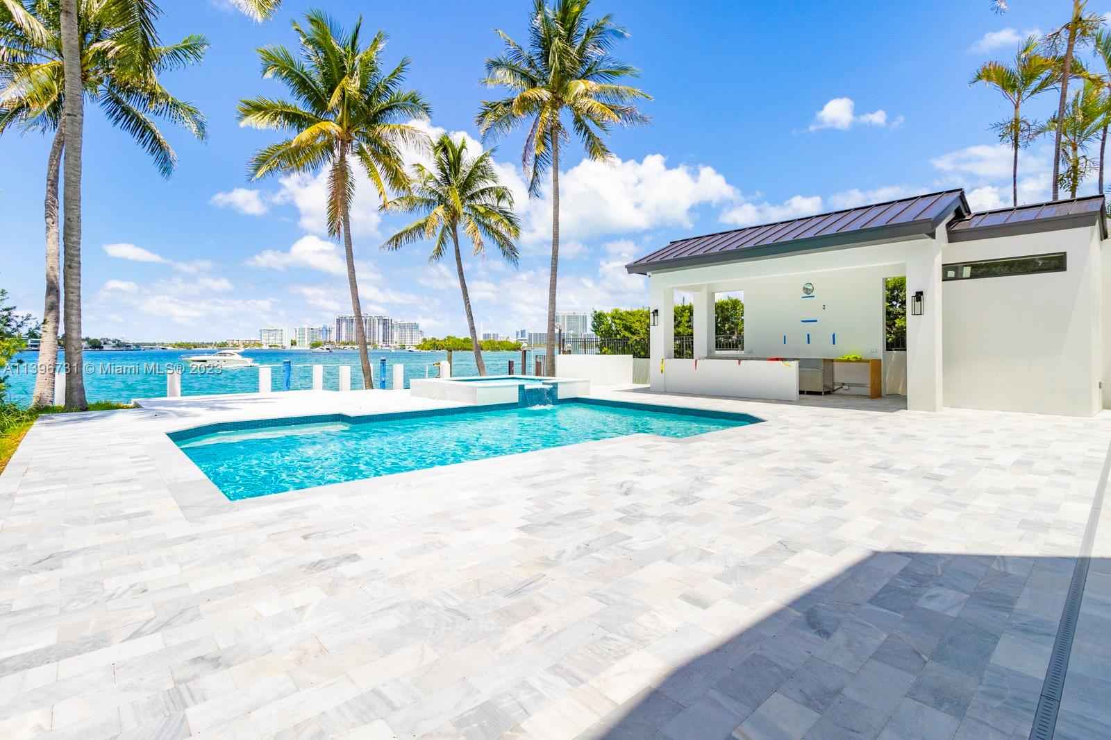 HIBISCUS ISLAND - Residential