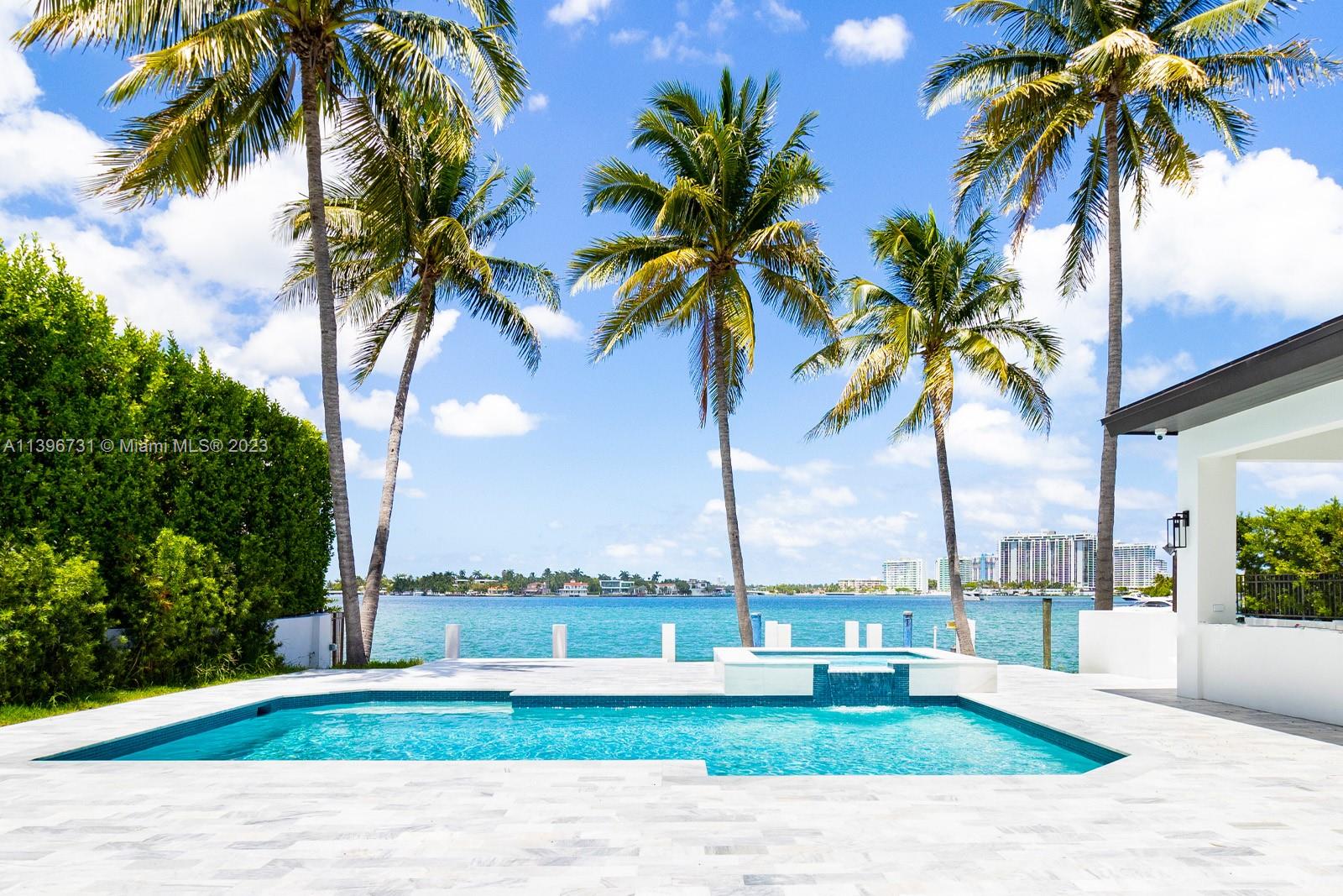 HIBISCUS ISLAND - Residential