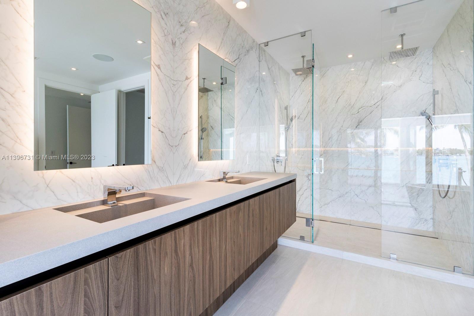 HIBISCUS ISLAND - Residential