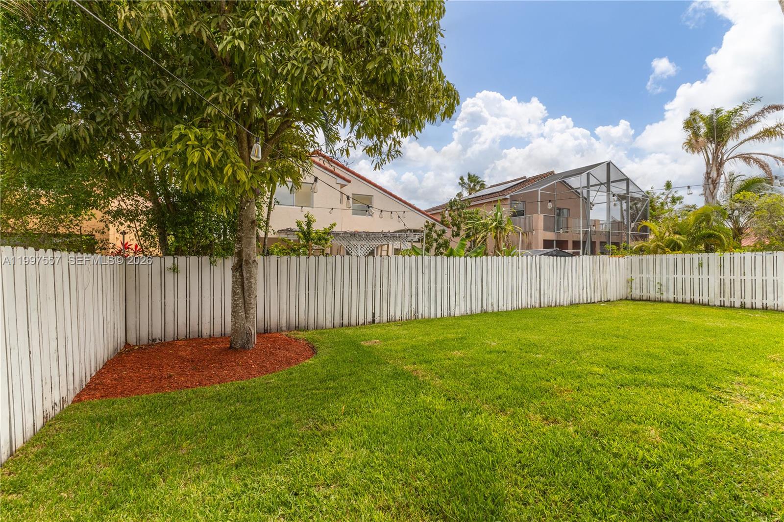 TWIN ACRES - Residential