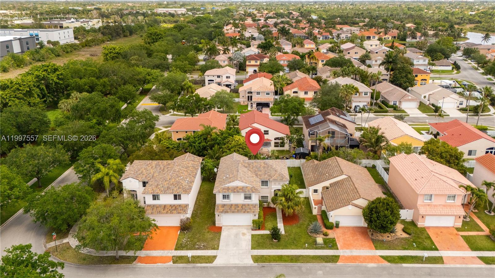 TWIN ACRES - Residential