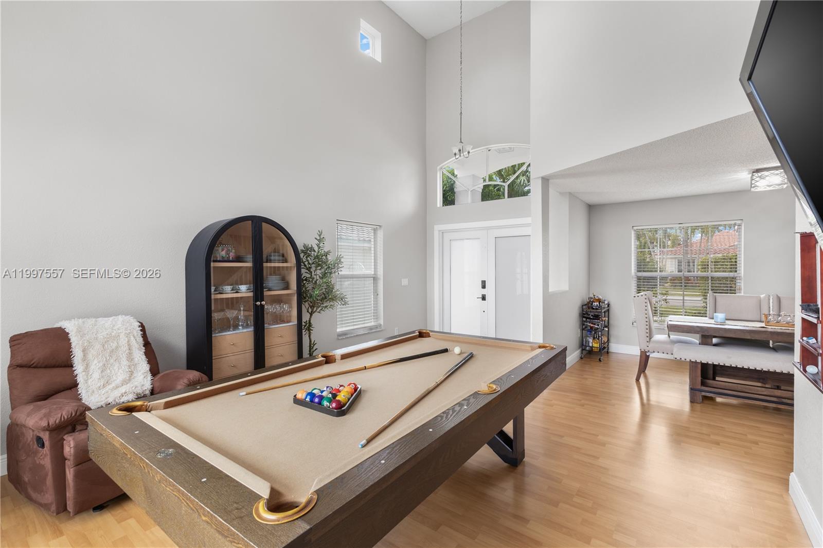 TWIN ACRES - Residential