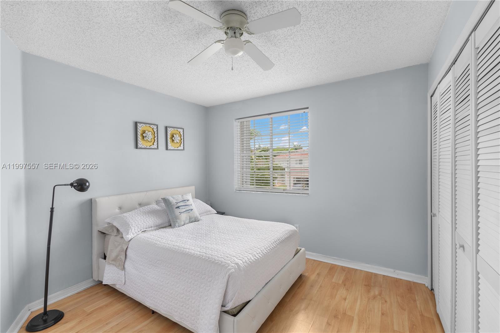 TWIN ACRES - Residential