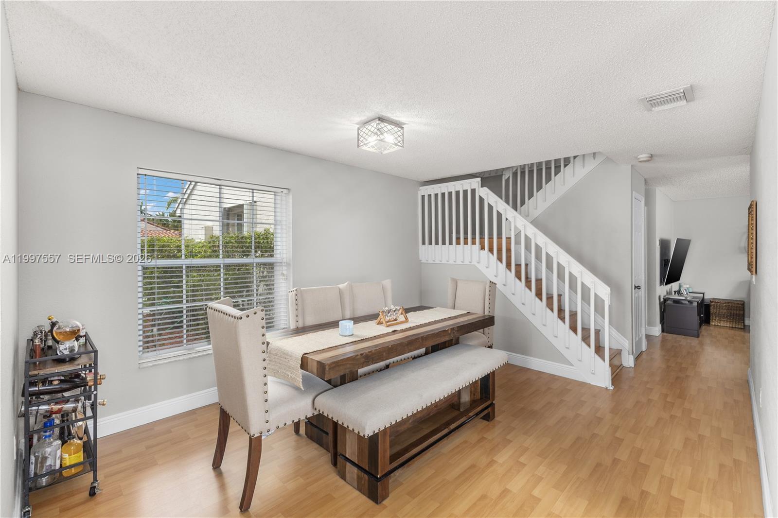 TWIN ACRES - Residential