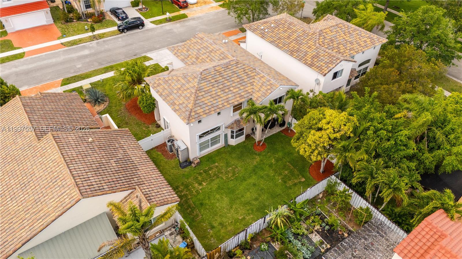 TWIN ACRES - Residential