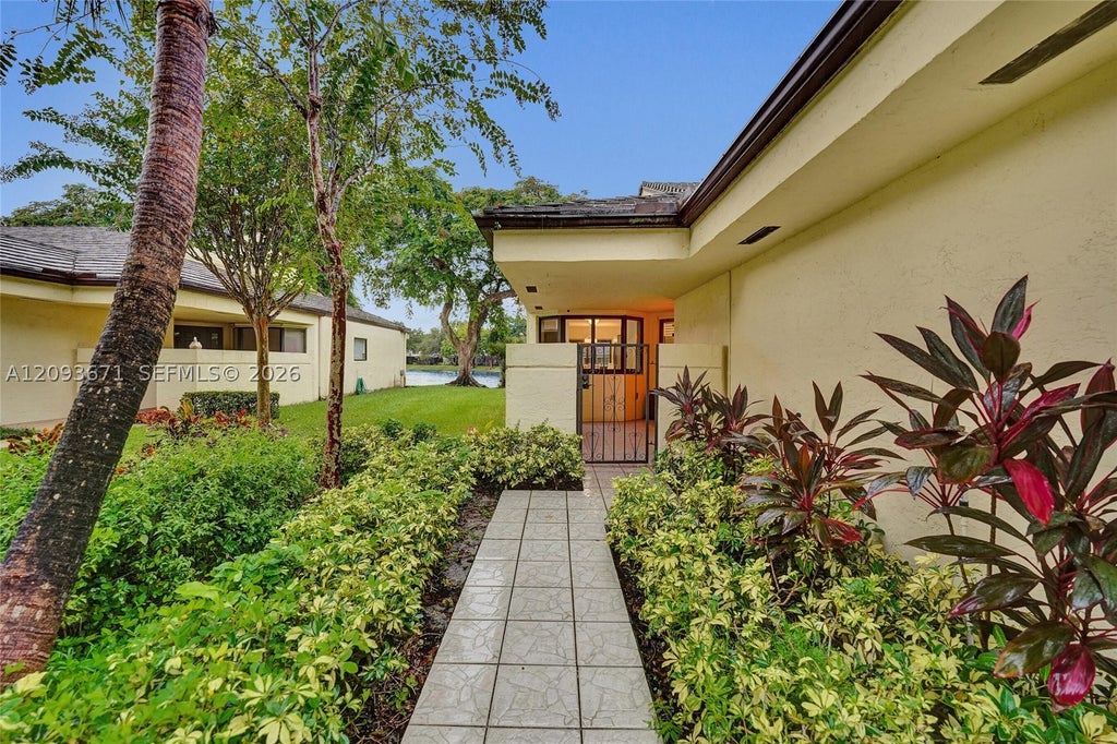 Photo of 465 NW 95th Ave, Plantation, FL 33324 (MLS # A12093671)