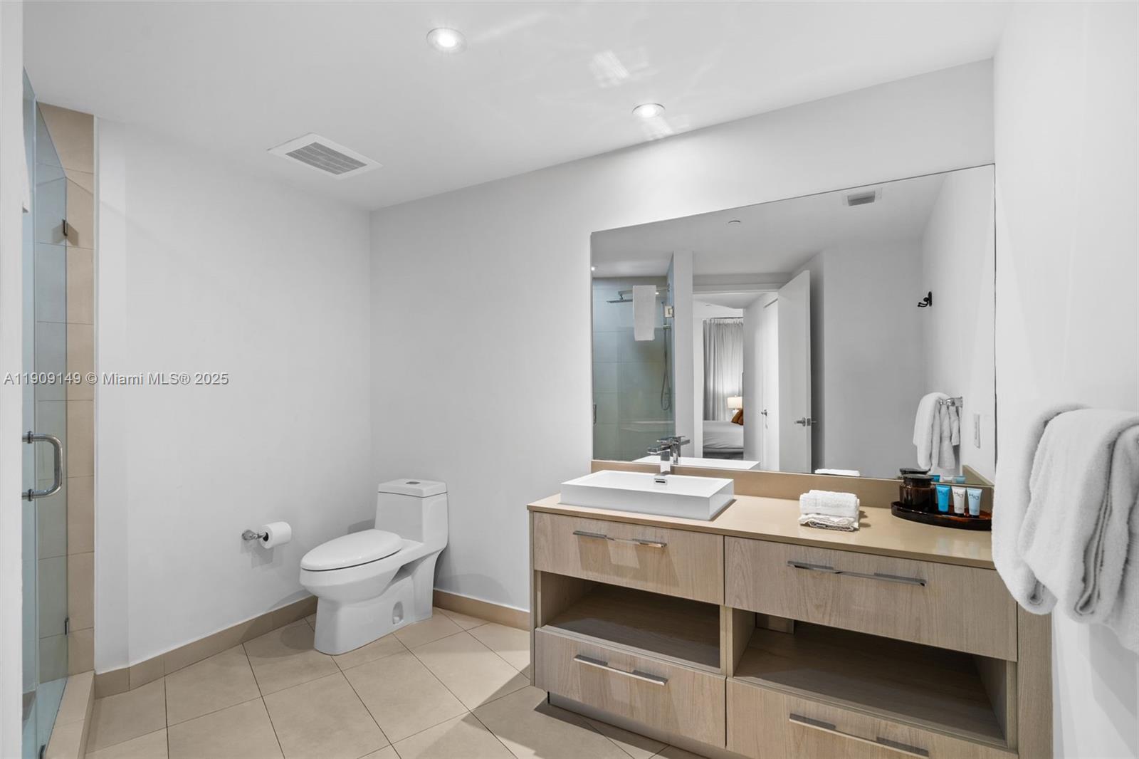 4111 SOUTH OCEAN DRIVE CO - Residential