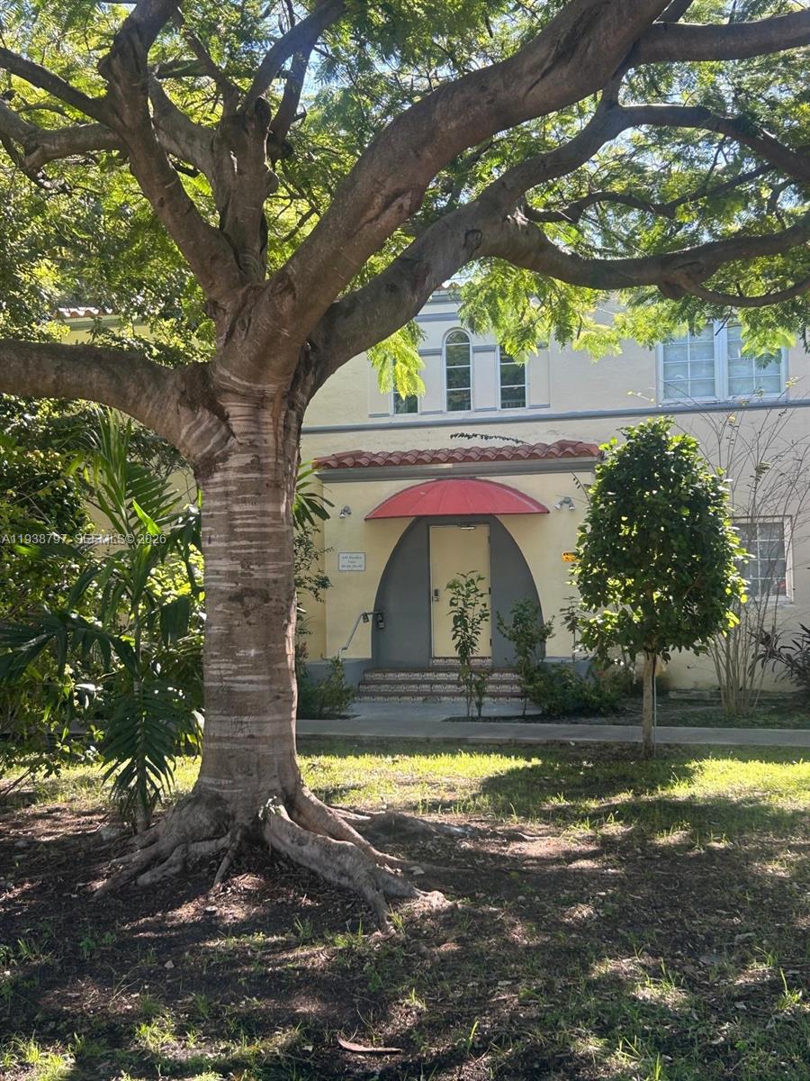 EVA CONDO - Residential