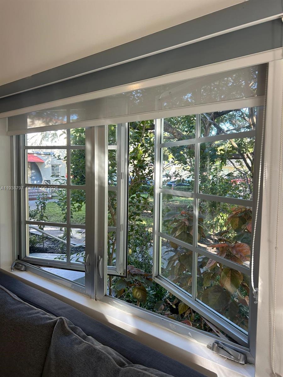 EVA CONDO - Residential