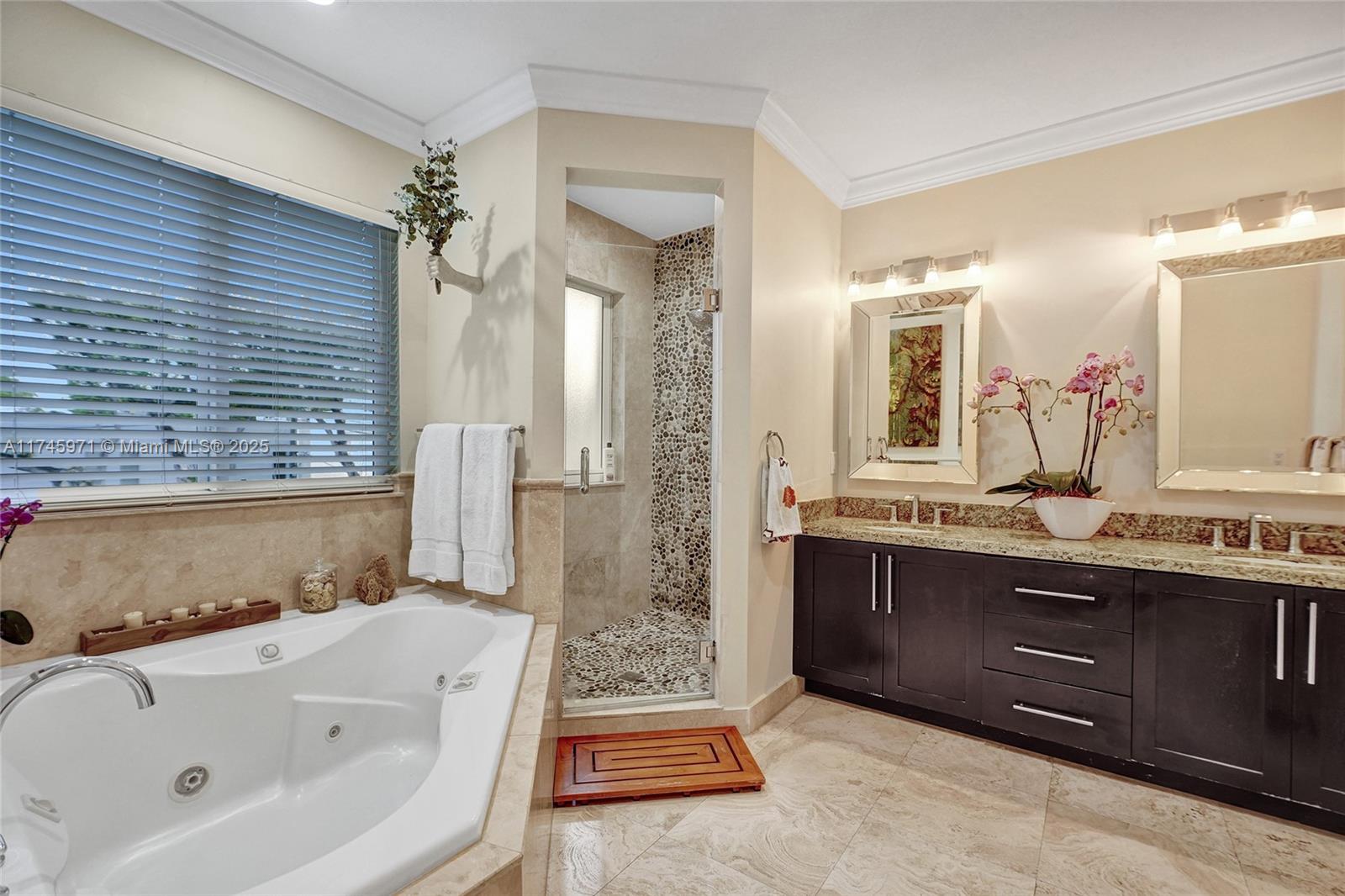 COCONUT GROVE SEC 1 CORAL - Residential