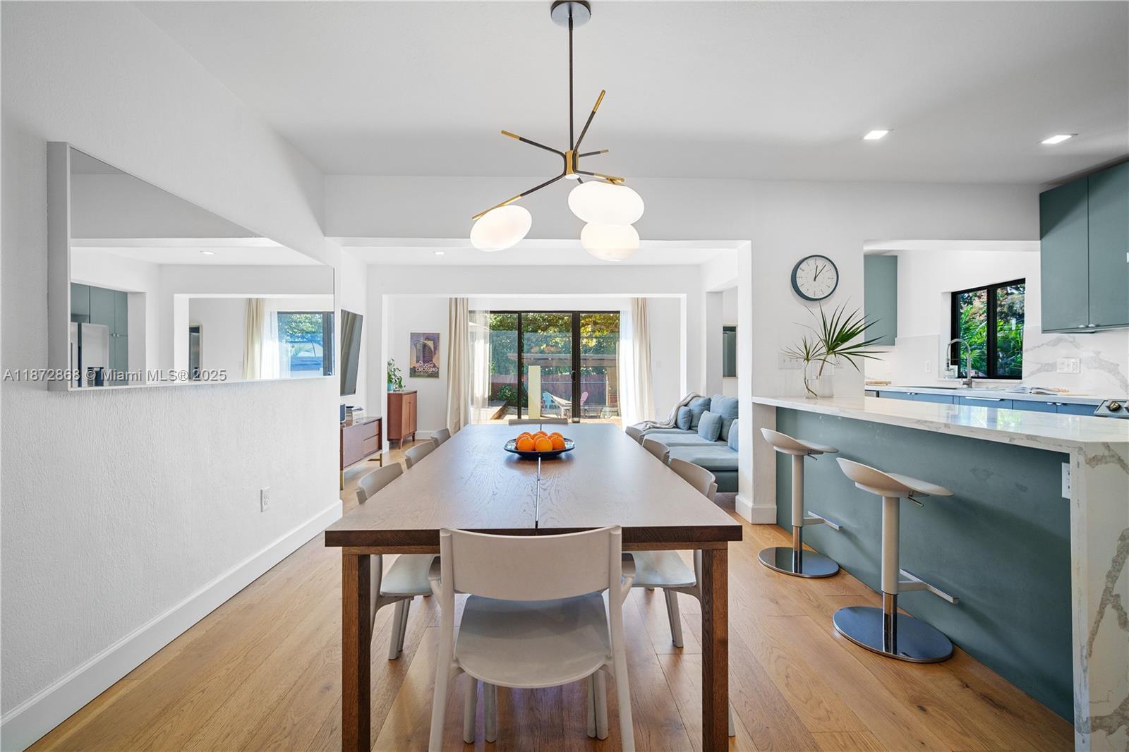 HOMEDALE - Residential