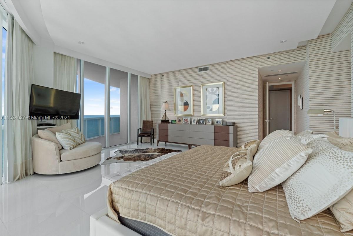 TDR TOWER II CONDO - Residential