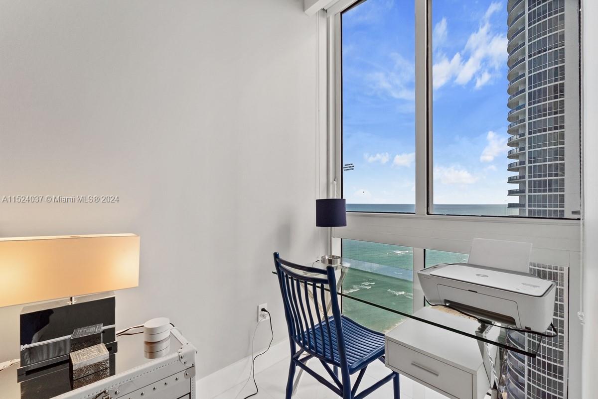 TDR TOWER II CONDO - Residential