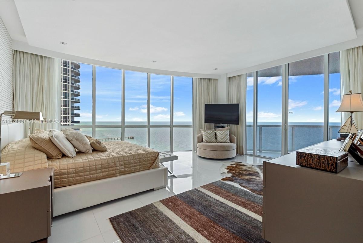 TDR TOWER II CONDO - Residential