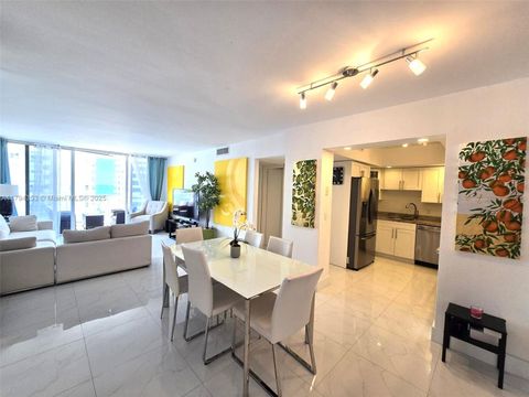 5600 Collins Ave 7V Miami Beach FL 33140