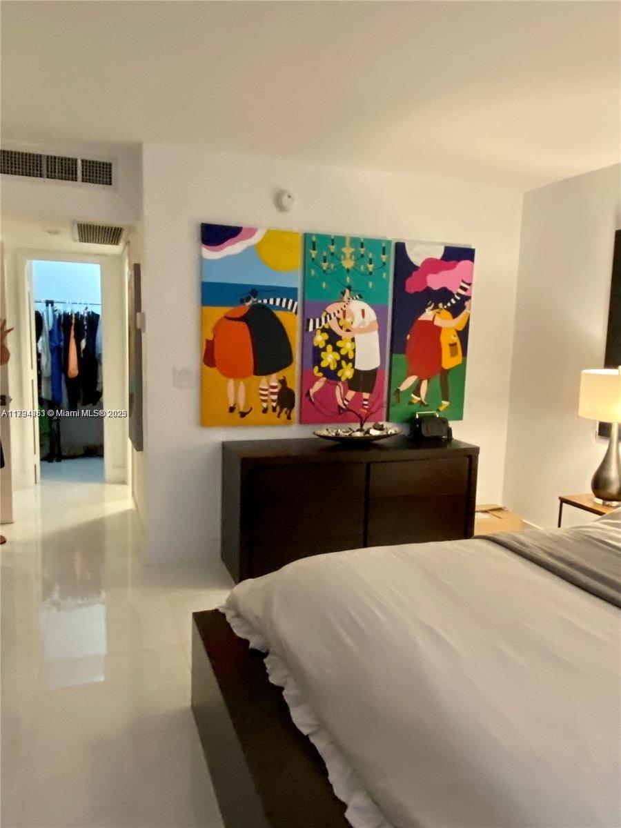 5600 CONDO - Residential