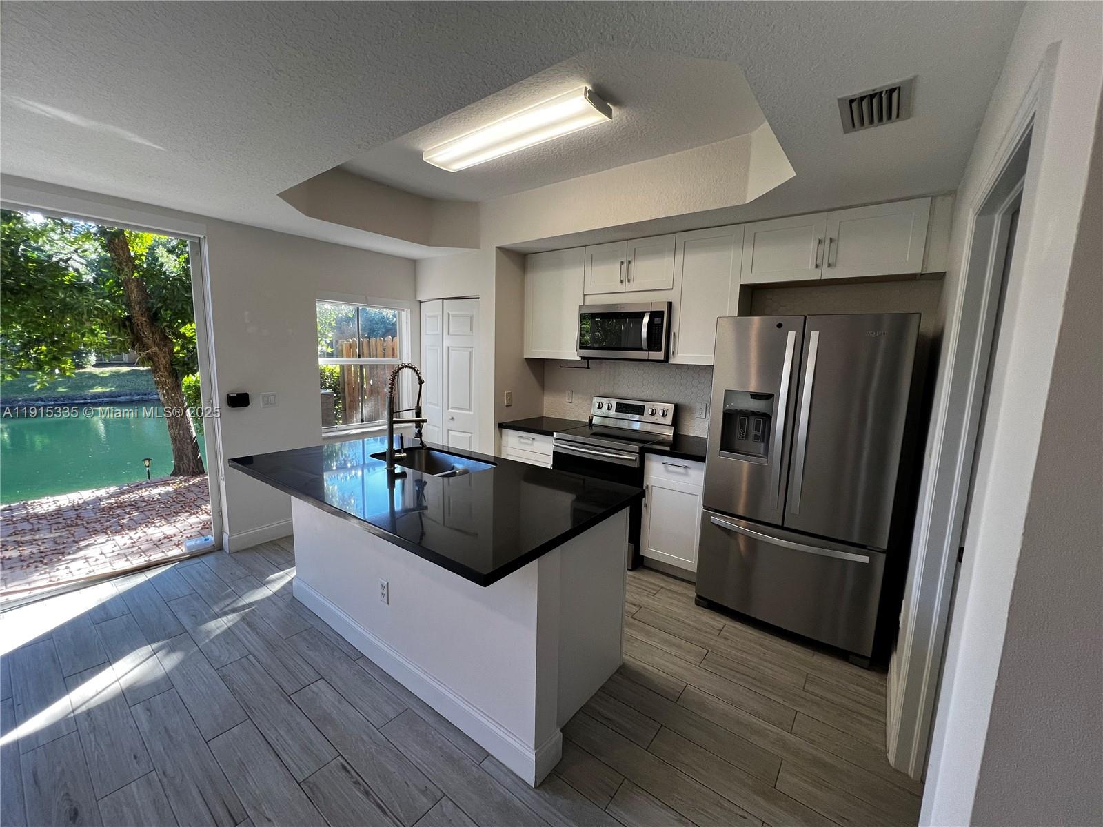 VILLAS AT HARBOR ISLES CO - Residential