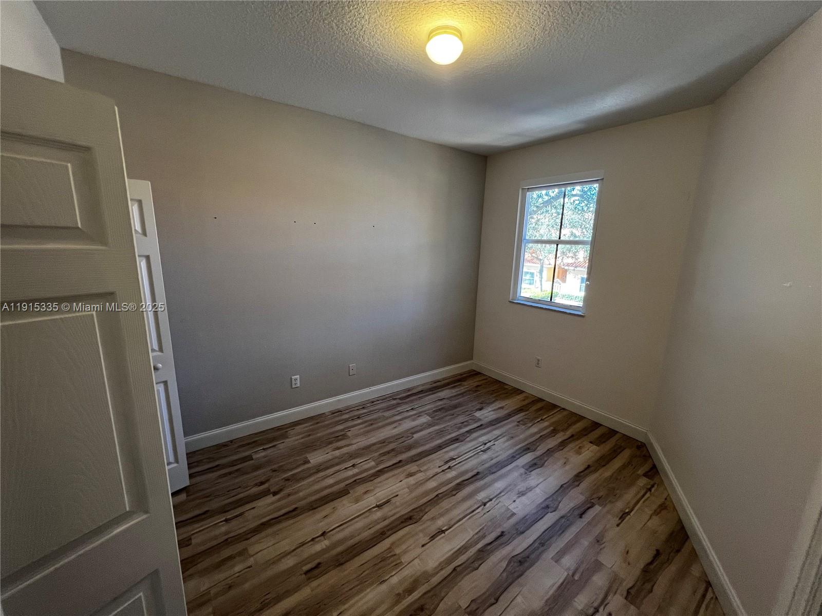 VILLAS AT HARBOR ISLES CO - Residential