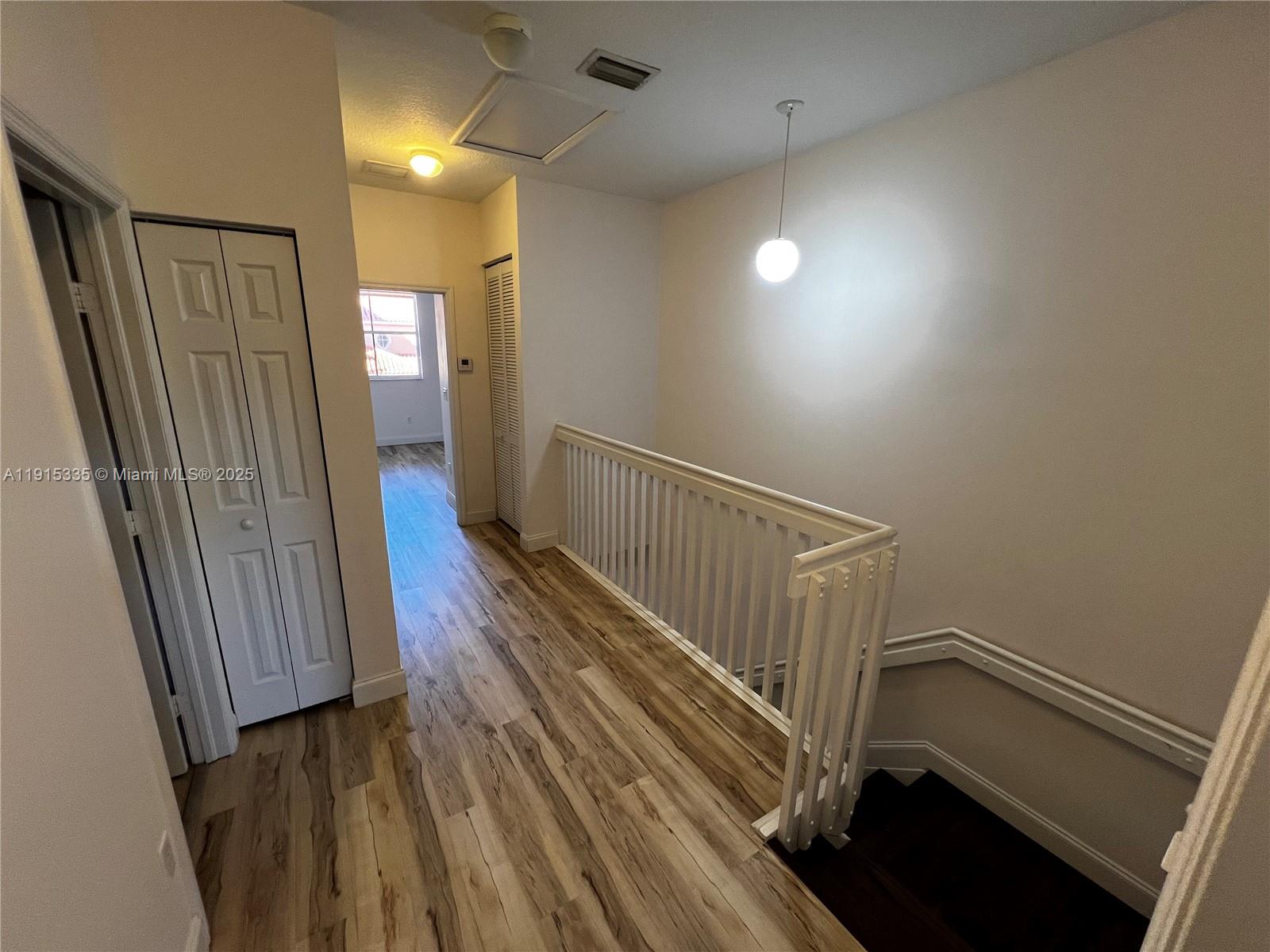 VILLAS AT HARBOR ISLES CO - Residential