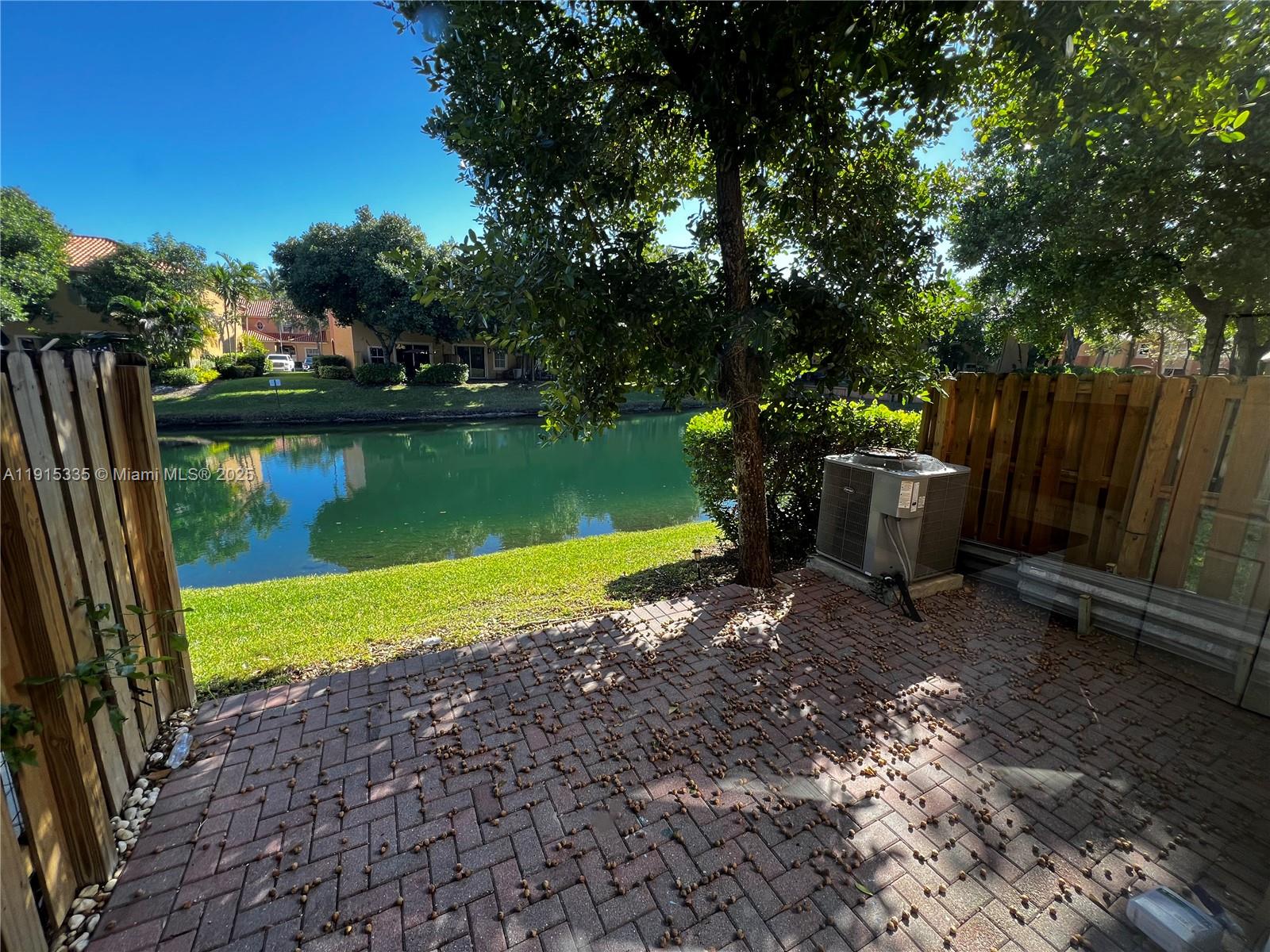 VILLAS AT HARBOR ISLES CO - Residential