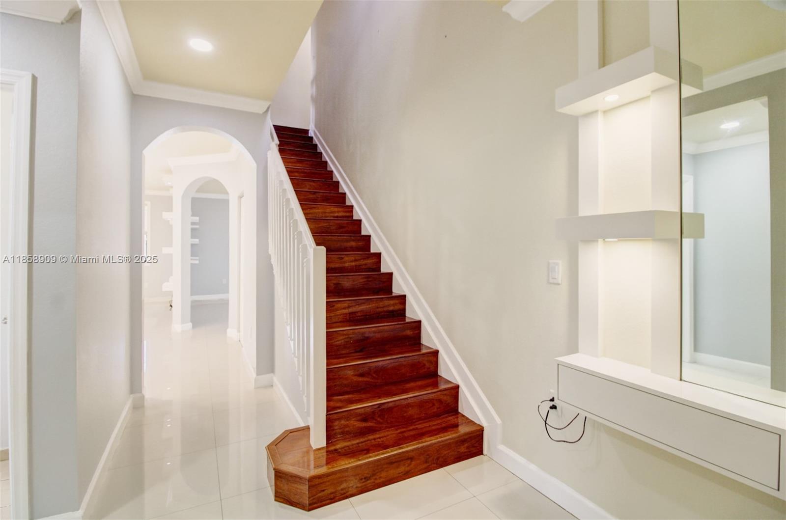VENETIAN PARC WEST - Residential