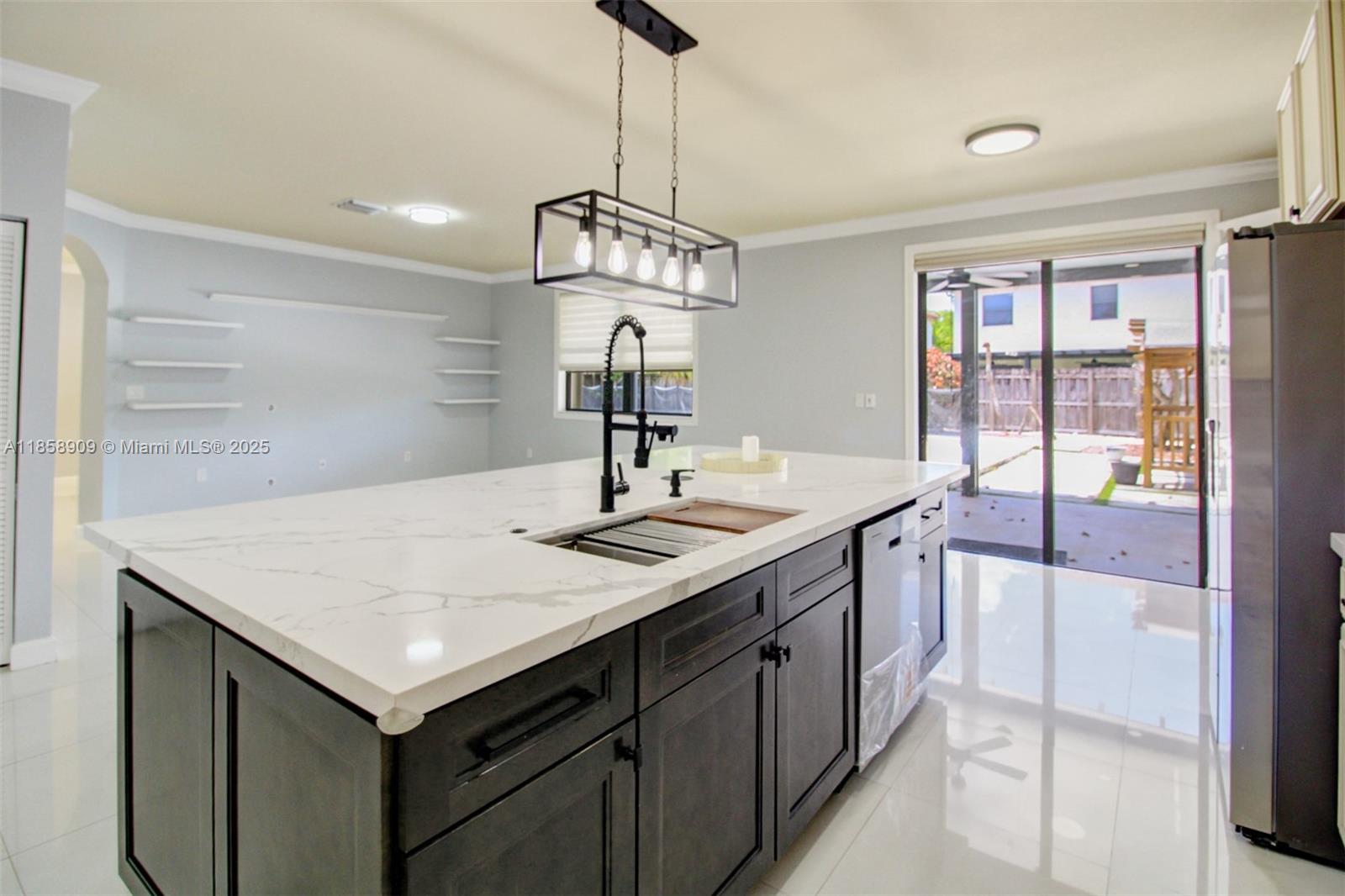 VENETIAN PARC WEST - Residential