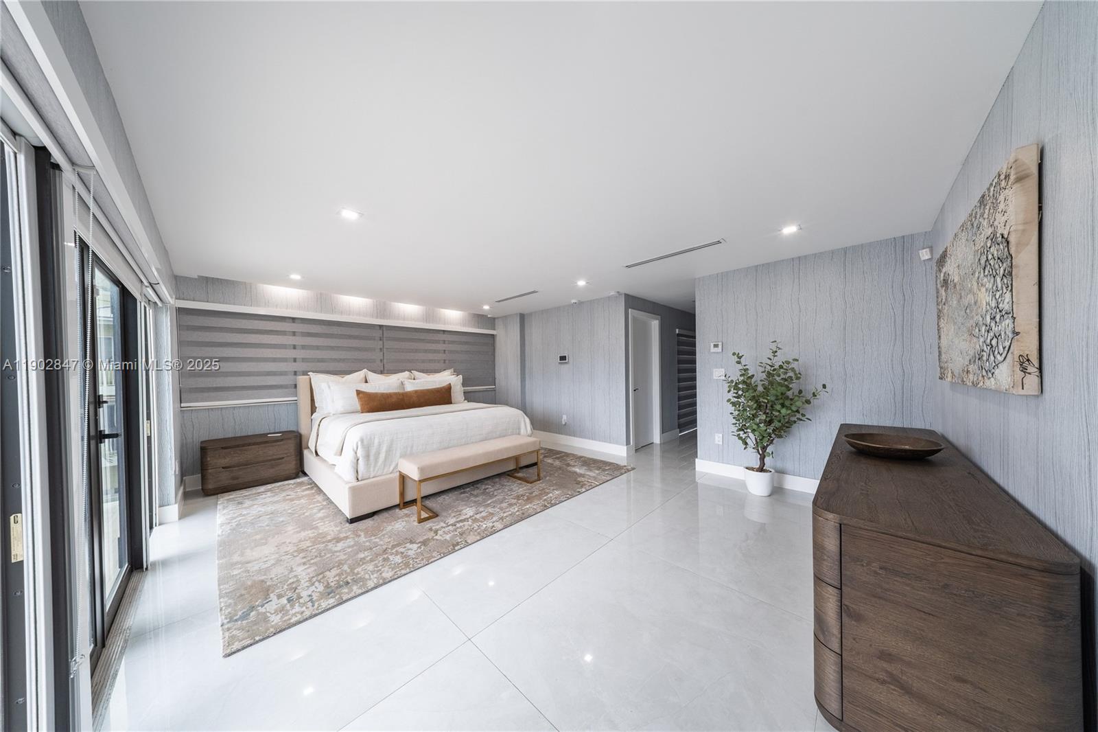 HOLLYWOOD CENTRAL BEACH - Residential