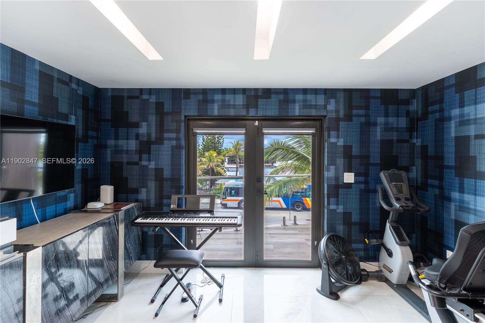 HOLLYWOOD CENTRAL BEACH - Residential