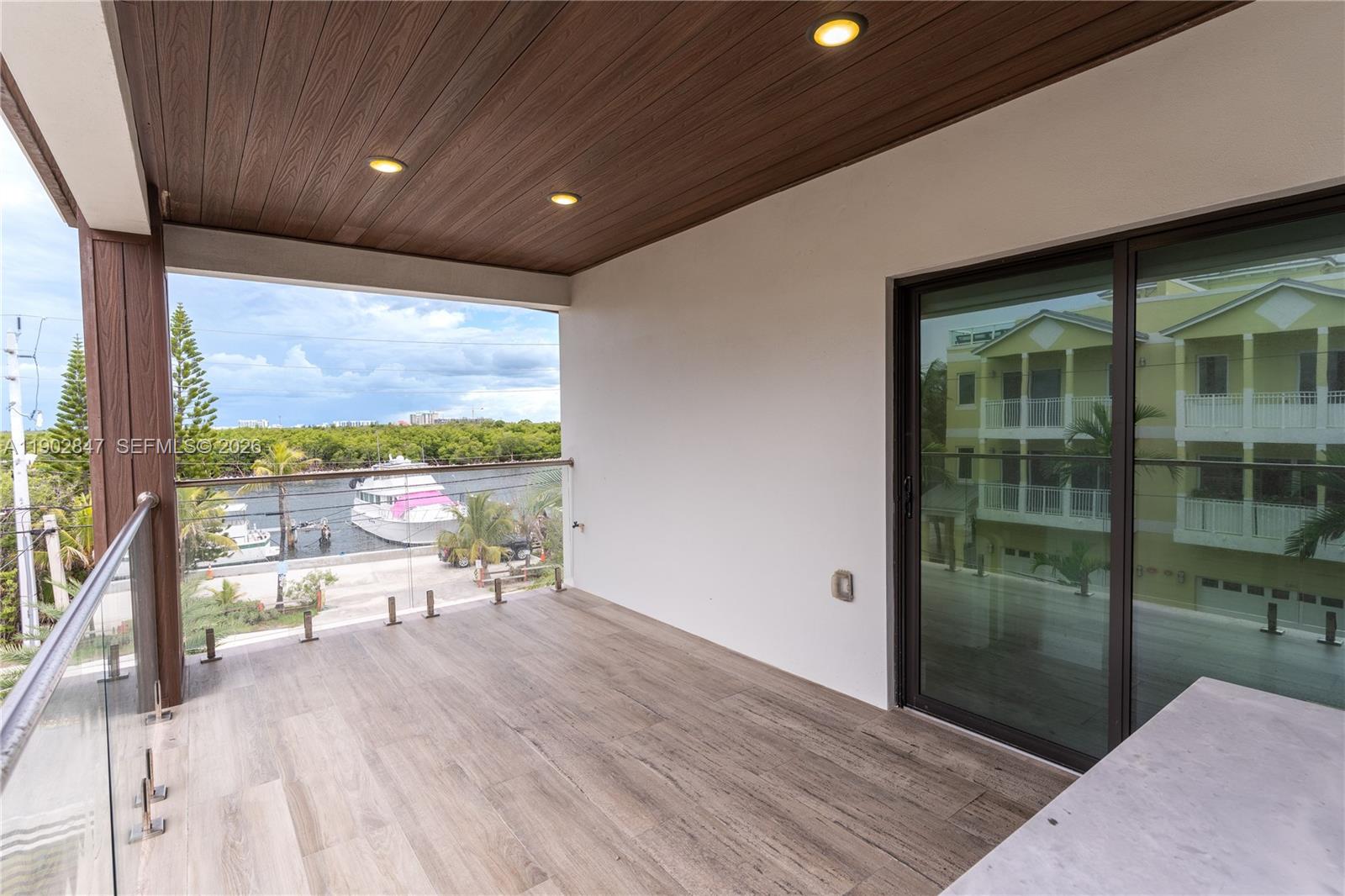 HOLLYWOOD CENTRAL BEACH - Residential