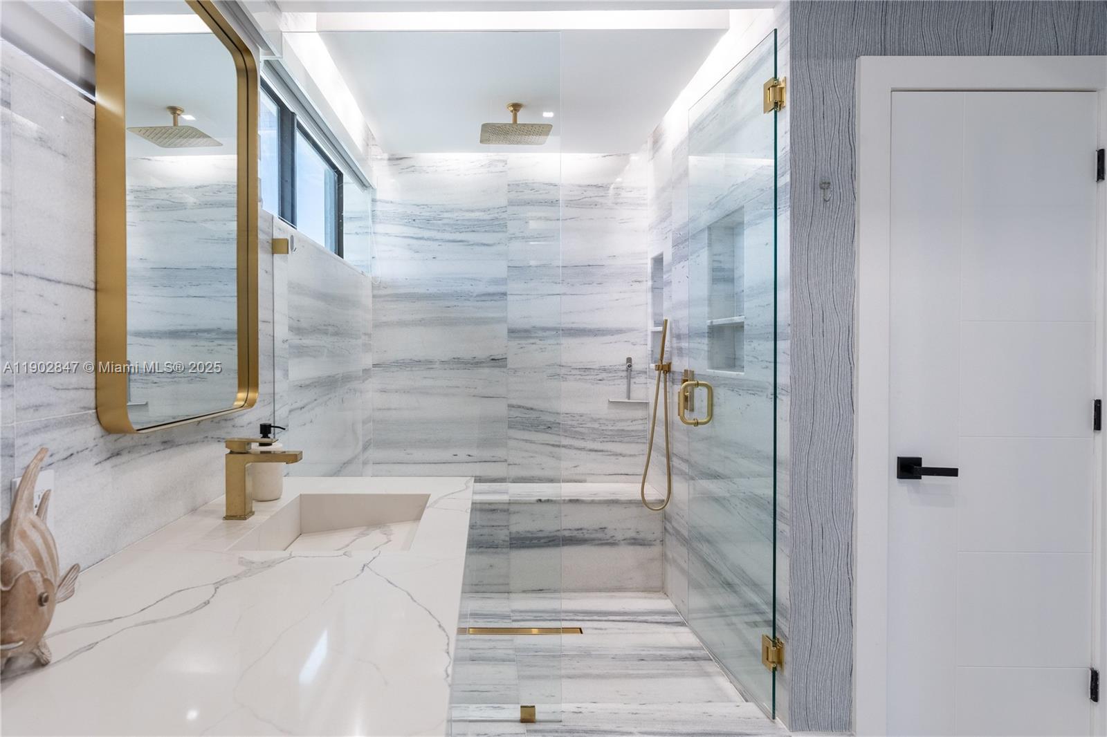 HOLLYWOOD CENTRAL BEACH - Residential