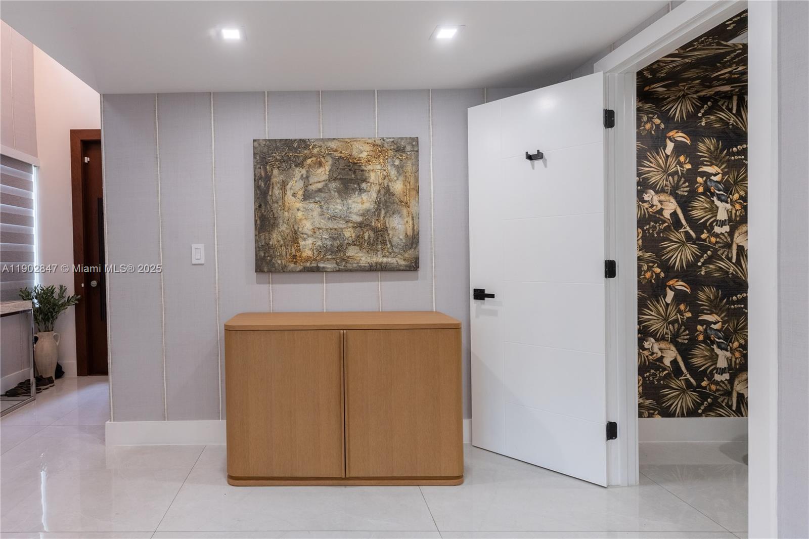 HOLLYWOOD CENTRAL BEACH - Residential