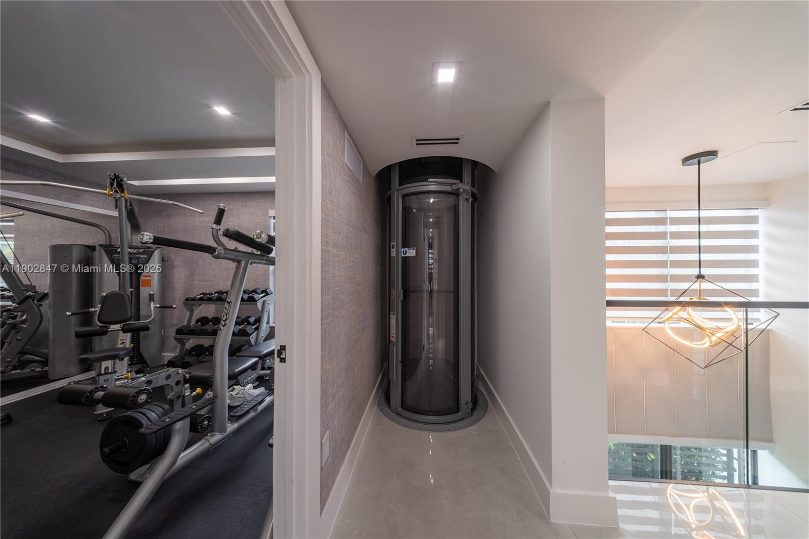 HOLLYWOOD CENTRAL BEACH - Residential