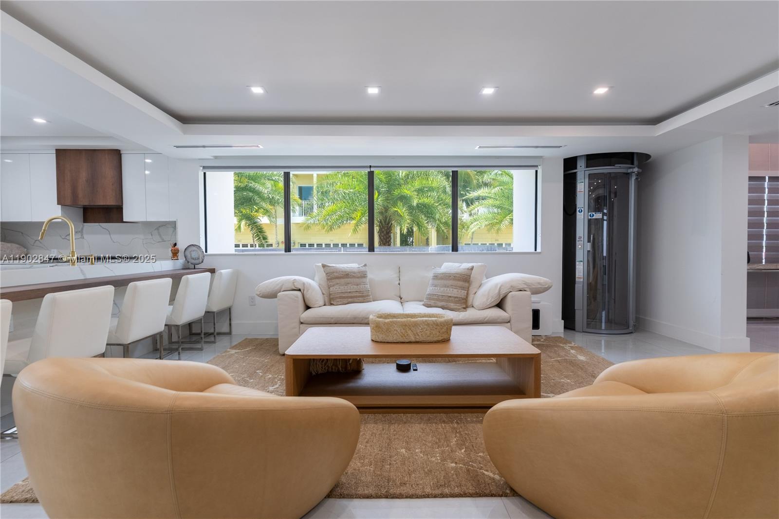 HOLLYWOOD CENTRAL BEACH - Residential