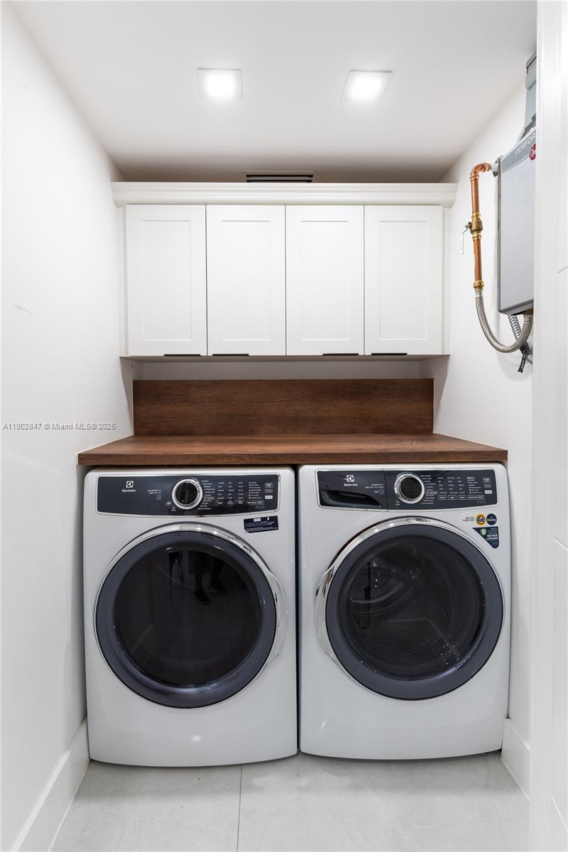 HOLLYWOOD CENTRAL BEACH - Residential