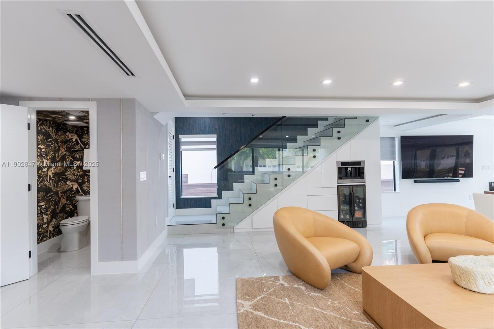 HOLLYWOOD CENTRAL BEACH - Residential