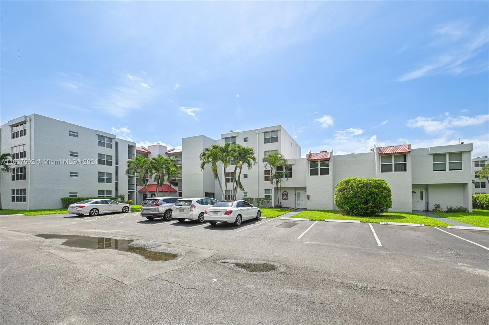 EVERGREEN SIX OF PINE ISL - Residential