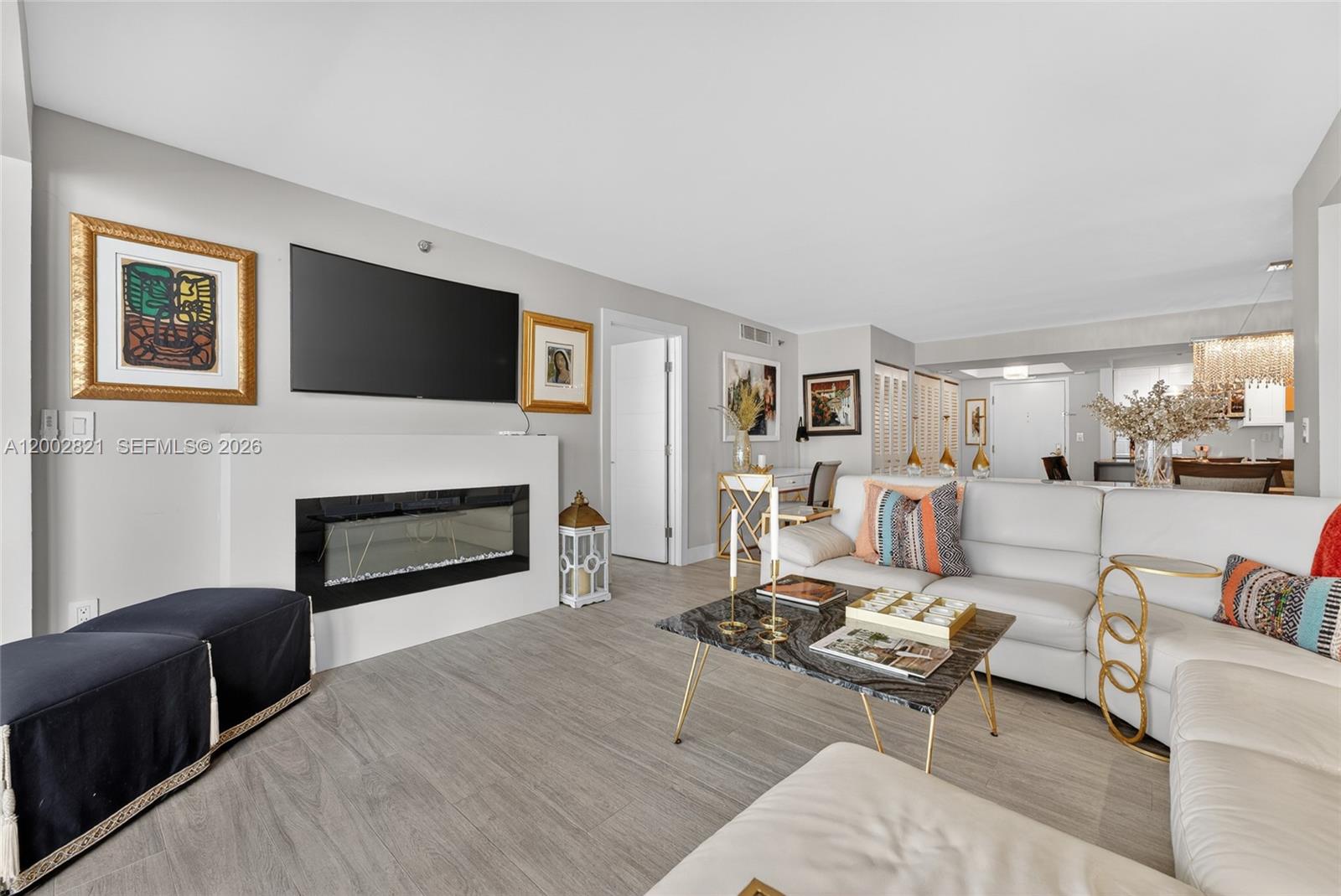 LEXCELLENCE CONDO - Residential