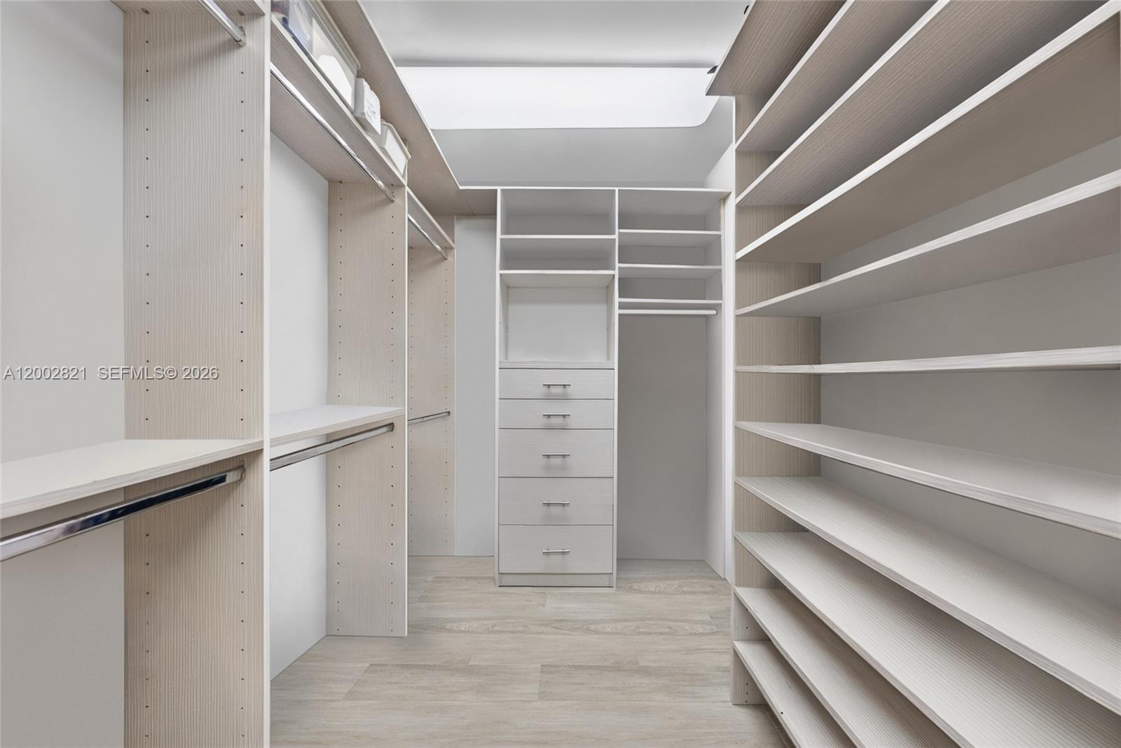 LEXCELLENCE CONDO - Residential